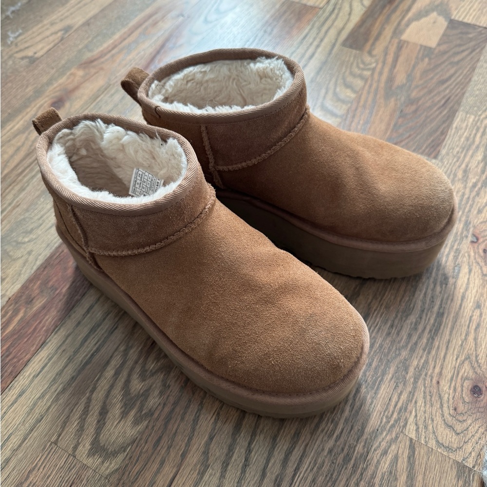 UGG women’s classic ultra mini platform
